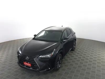Nuova Lexus NX350h 147 CV (108 kW) 2026 Nero grafite