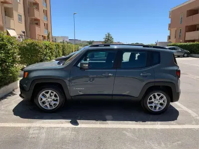 Usata Jeep Renegade Longitude 120 CV (88 kW) 2018 Grigio SUV
