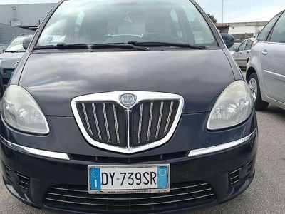 Usata Lancia Musa 120 CV (88 kW) 2009 Blu/azzurro Monovolume