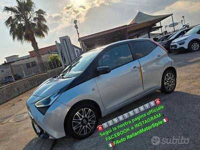 Usata Toyota Aygo X-clusiv 72 CV (52 kW) 2019 Grigio Utilitaria