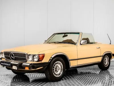 Usata Mercedes SL380 218 CV (160 kW) 1982 Beige Cabrio