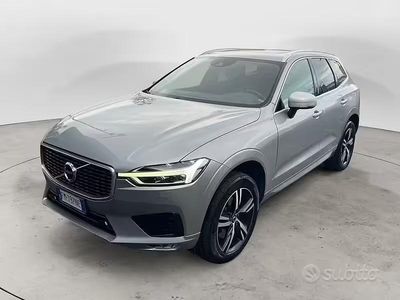 Usado Volvo XC60 R-Design 190 CV (139 kW) 2018 Gris SUV