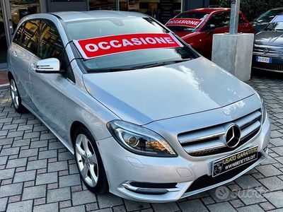 Usata Mercedes B180 Executive 110 CV (80 kW) 2014 Grigio Monovolume