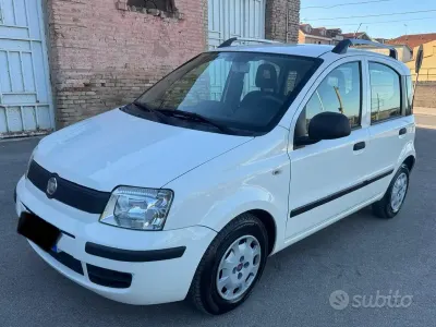 Usata Fiat Panda Classica 60 CV (44 kW) 2012 Bianco Utilitaria