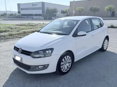 Usata VW Polo Comfortline 75 CV (55 kW) 2009 Bianco Utilitaria