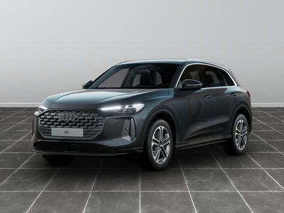 Grigio Nuova 2025 Audi Q5 Advanced SUV | 65.741 €