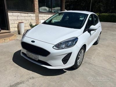 Usata Ford Fiesta 86 CV (63 kW) 2019 Bianco Utilitaria