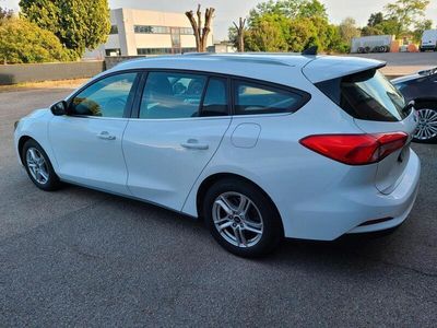 Usata Ford Focus ST-Line 120 CV (88 kW) 2021 Bianco Station wagon