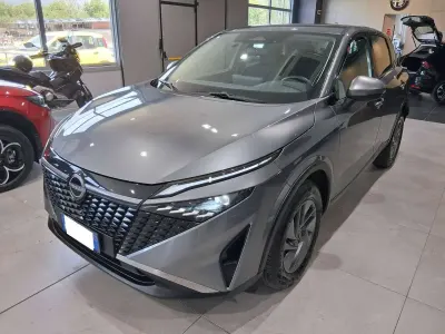 Usata Nissan Qashqai Acenta 140 CV (102 kW) 2025 Dark metal grey SUV