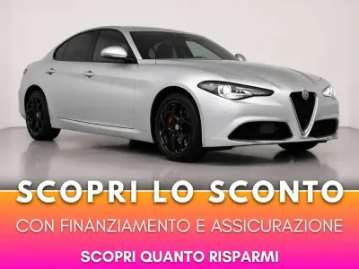 Usata Alfa Romeo Giulia Executive 190 CV (139 kW) 2021 Argento silverstone Berlina