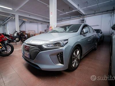 Grigio Usata 2017 Hyundai Ioniq Comfort Utilitaria | 12.900 € (Buon prezzo)