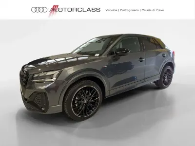 Neu Audi Q2 150 PS (110 kW) 2026 Grau SUV