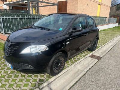 usata Lancia Ypsilon 1.2 8v Elefantino c/clima ecochic Gpl 69cv