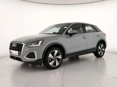 Usata Audi Q2 Advanced Plus 110 CV (80 kW) 2023 Grigio freccia perla SUV