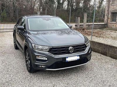 Usata VW T-Roc Advance 116 CV (85 kW) 2018 SUV