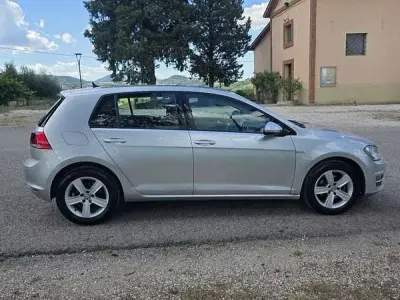 Usata VW Golf VII Comfortline 110 CV (80 kW) 2016 Berlina