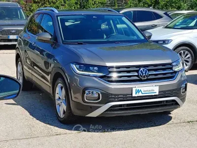 Usata VW T-Cross 110 CV (80 kW) 2021 Grigio SUV
