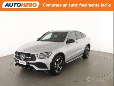 Usata Mercedes GLC300 245 CV (180 kW) 2021 Grigio SUV