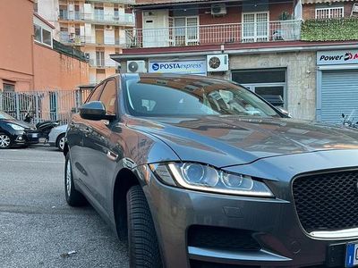 Usata Jaguar F-Pace 180 CV (132 kW) 2017 Grigio SUV