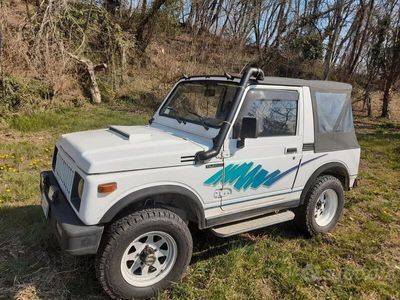 Suzuki Samurai