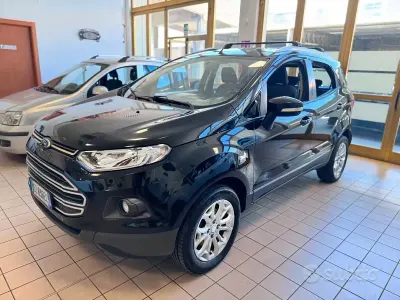 Usata Ford Ecosport 90 CV (66 kW) 2015 Nero SUV