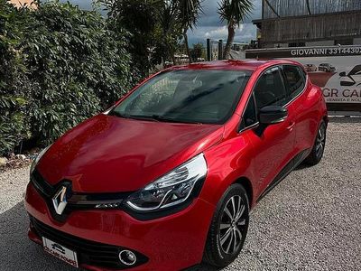 Usata Renault Clio IV 75 CV (55 kW) 2015 Rosso Berlina