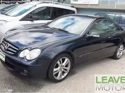 Usata Mercedes CLK220 Avantgarde 150 CV (110 kW) 2006 Blu Coupé