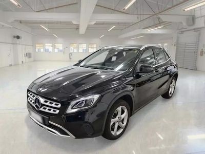 Begagnad Mercedes GLA180 122 HK (89 kW) 2019 Svart SUV