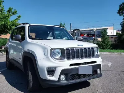 Usata Jeep Renegade Limited 140 CV (102 kW) 2018 Bianco SUV