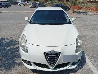 Usata Alfa Romeo Giulietta 105 CV (77 kW) 2013 Bianco Utilitaria
