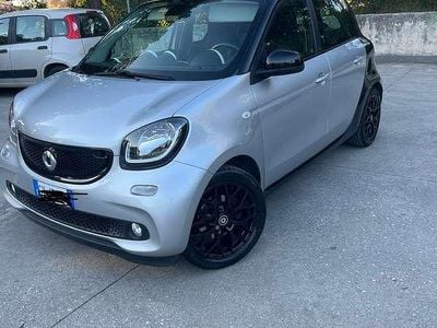 Begagnad Smart ForFour Prime 90 HK (66 kW) 2016 Halvkombi