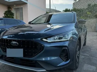 Usata Ford Focus Active 115 CV (84 kW) 2023 Berlina