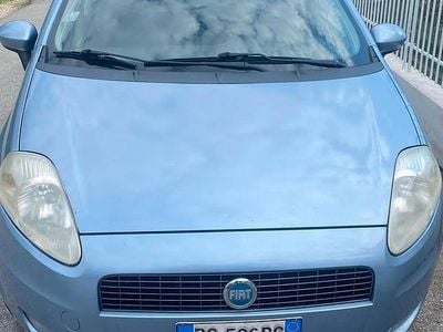 Usata Fiat Grande Punto 2005 Blu Utilitaria