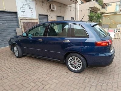 Usata Fiat Croma 150 CV (110 kW) 2009 Blu Station wagon
