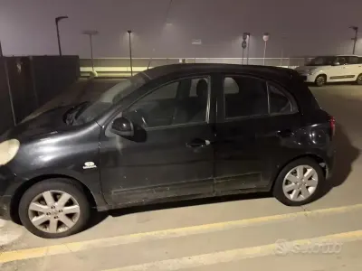Usata Nissan Micra 80 CV (58 kW) 2011 Nero Utilitaria