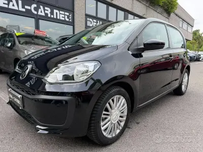 Usata VW up! Sport 60 CV (44 kW) 2020 Nero Utilitaria
