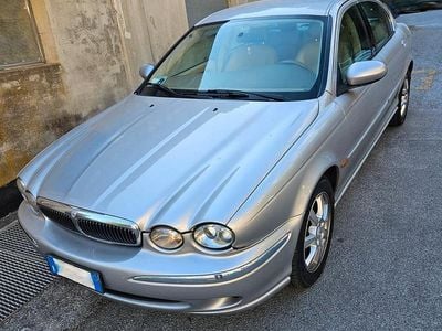 Occasion Jaguar X-type Executive 156 ch (114 kW) 2003 Gris Berline