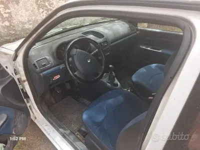 Usata Renault Clio 2004 Bianco Utilitaria