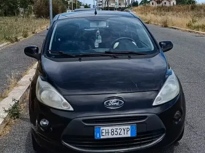 Usata Ford Ka 69 CV (50 kW) 2011 Nero Utilitaria