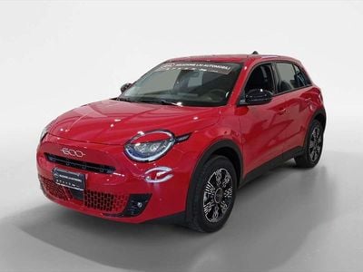 Nuova Fiat 600 Icon 99 CV (72 kW) 2026 Rosso passione SUV