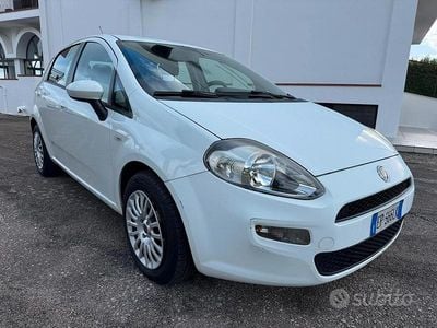 Usata Fiat Punto 74 CV (54 kW) 2012 Nero Utilitaria