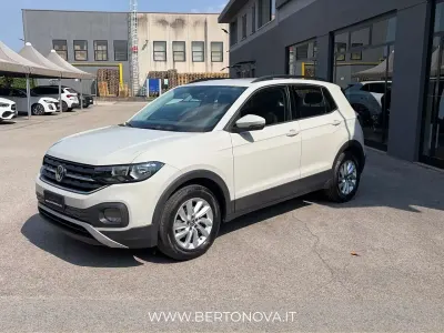 Usata VW T-Cross Style 95 CV (69 kW) 2023 Grigio SUV