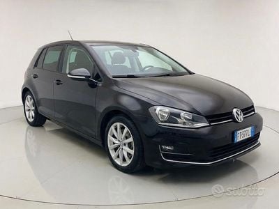 Usata VW Golf VII Highline 110 CV (80 kW) 2016 Nero Utilitaria