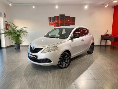 usata Lancia Ypsilon 1.0 FireFly 5 porte S&S Hybrid Ecochic Gold