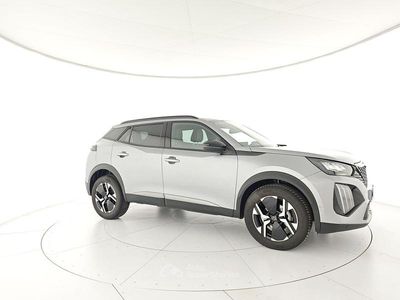 Usata Peugeot 2008 Allure 102 CV (75 kW) 2025 Argento SUV