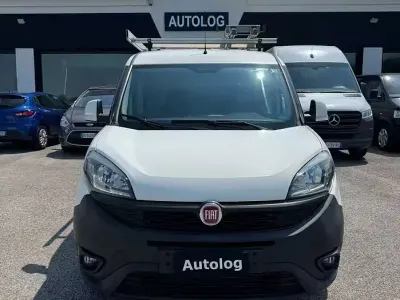 Usata Fiat Doblò 120 CV (88 kW) 2019 Bianco Monovolume