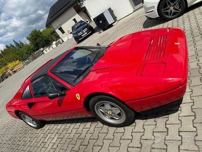 Usata Ferrari 328 269 CV (197 kW) 1989 Rosso Cabrio