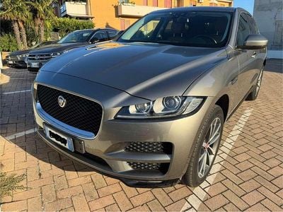 Usata Jaguar F-Pace Portfolio 241 CV (177 kW) 2017 Bronzo SUV