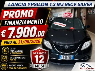 Usata Lancia Ypsilon 95 CV (69 kW) 2016 Nero Utilitaria