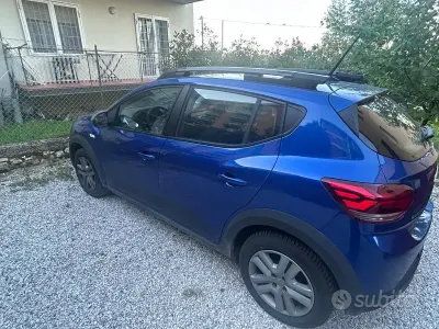 Usata Dacia Sandero Expression 110 CV (80 kW) 2023 Blu Monovolume